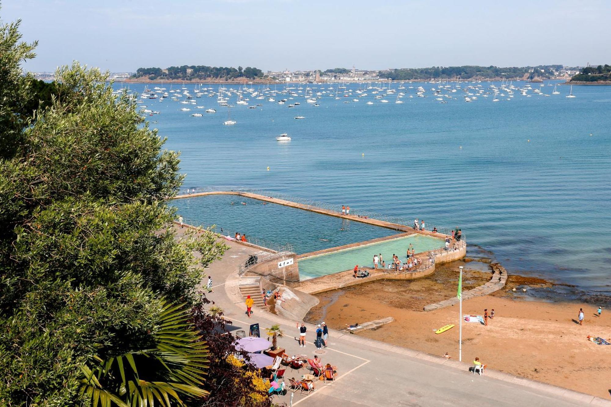 50M De La Plage - Jolie Maison Pour 8 Динард Екстериор снимка